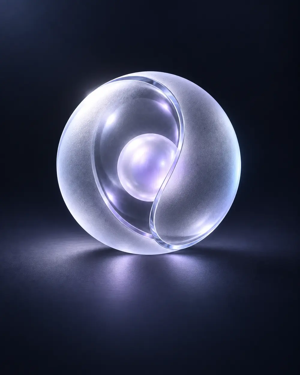 Capas de cristal superpuestas forman una envoltura continua alrededor de un núcleo perlado luminoso.